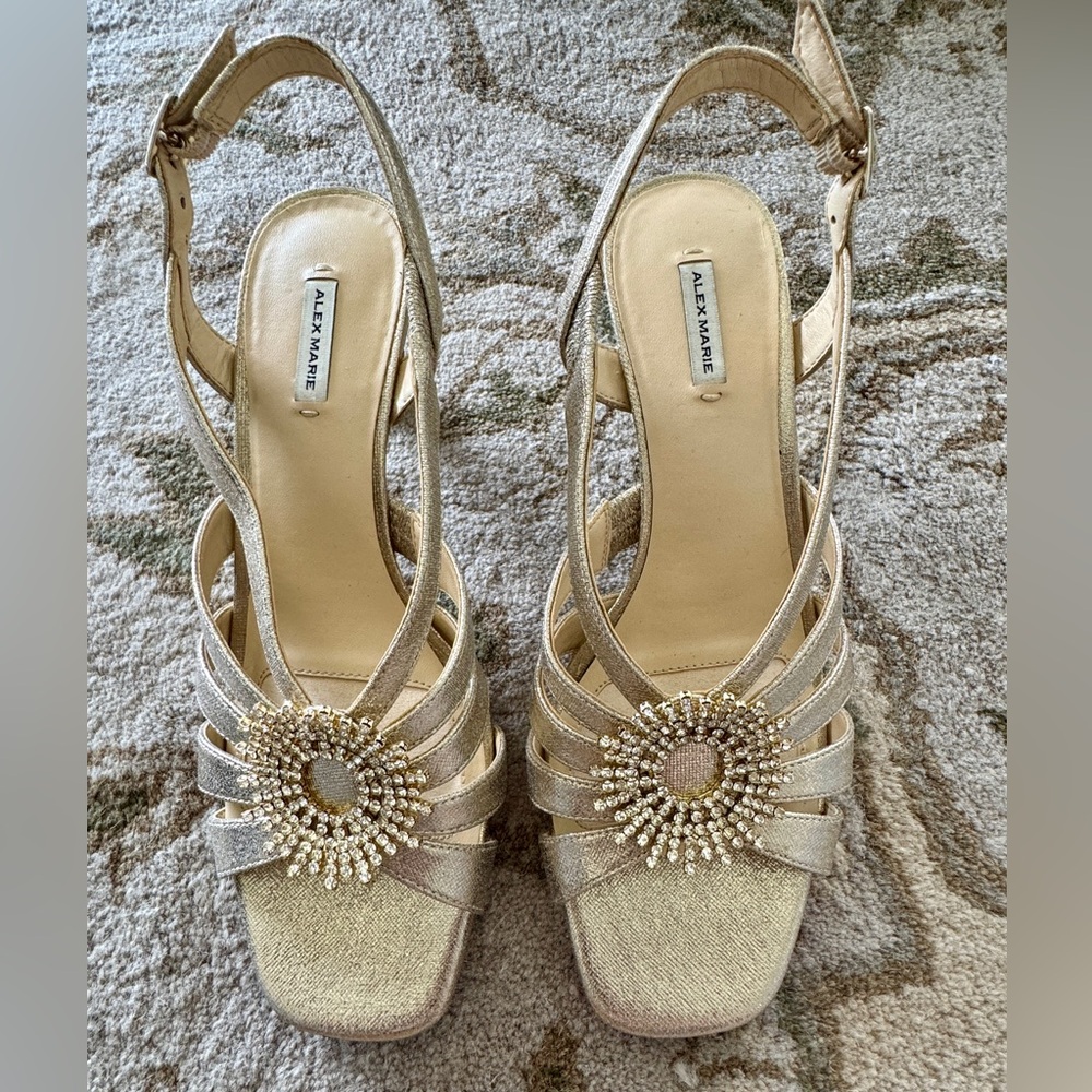 Gold sandals Alex Marie Size 9